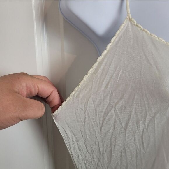 VANITY FAIR Vintage Slip Dress - Picture 4 of 10